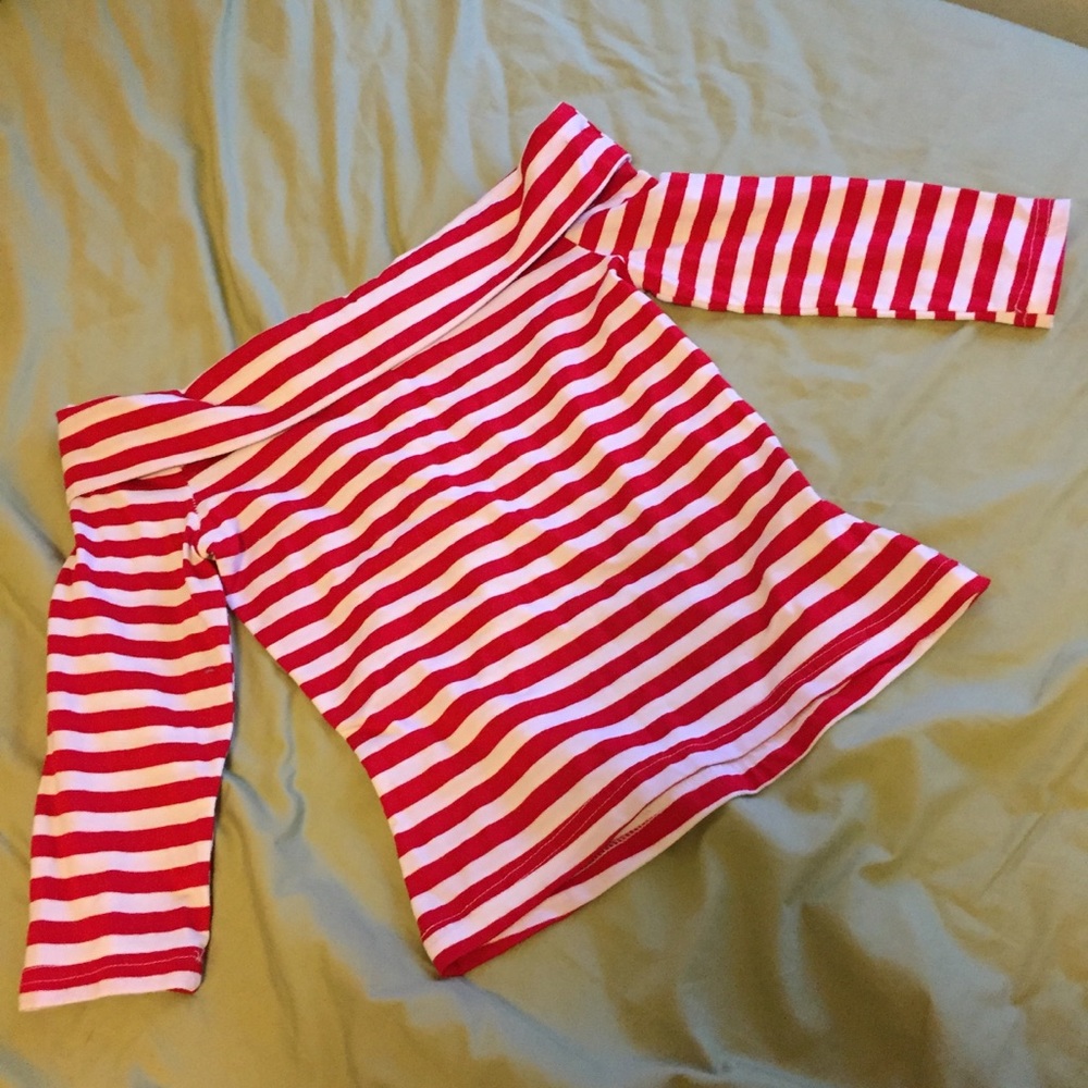 Off the shoulder bardot